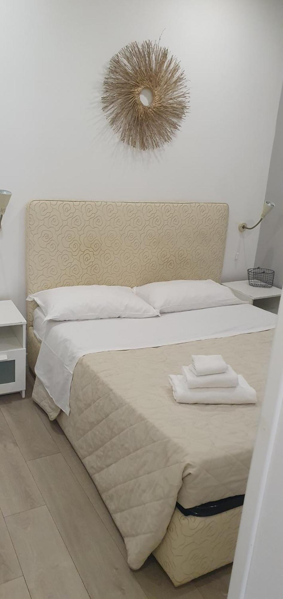 Little Rose Guest House 菲乌米奇诺 外观 照片